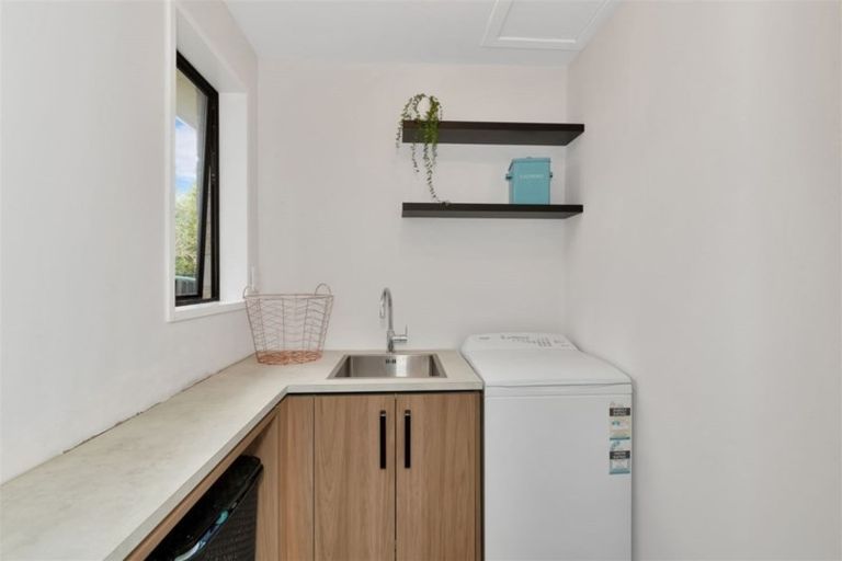 Photo of property in 2 Holcroft Court, Rangiora, 7400