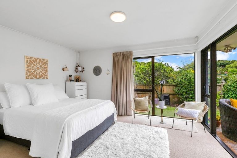 Photo of property in 33 Uppingham Crescent, Hillcrest, Auckland, 0627