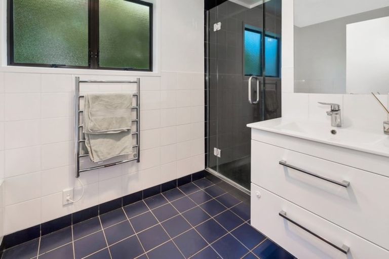 Photo of property in 35b Formby Avenue, Point Chevalier, Auckland, 1022