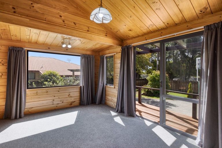 Photo of property in 37 Cameron Road, Te Puke, 3119