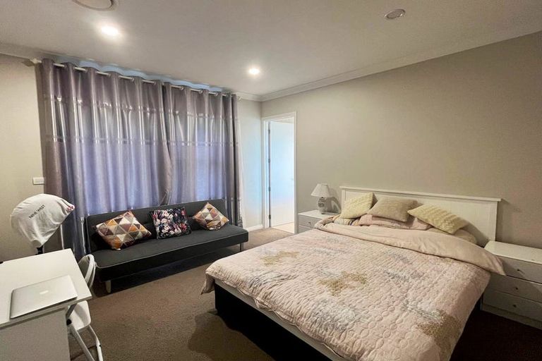 Photo of property in 16 Gumdigger Rise, Silverdale, 0932