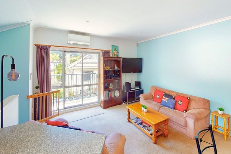 Photo of property in 3a Marshall Street, Karori, Wellington, 6012