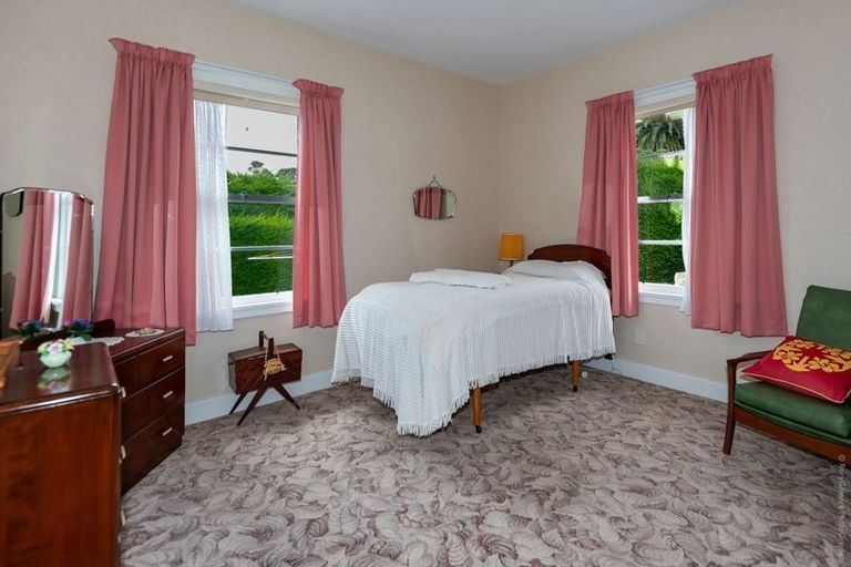 Photo of property in 57 Saint Andrews Hill Road, Mount Pleasant, Christchurch, 8081