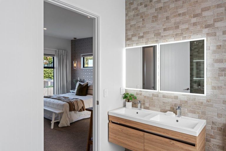 Photo of property in 1024b Papamoa Beach Road, Papamoa Beach, 3118