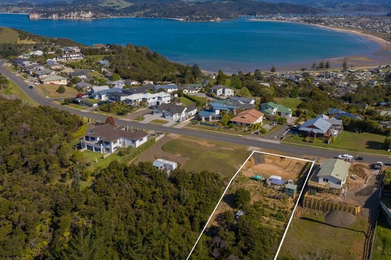 Photo of property in 116 Centennial Drive, Whitianga, 3510