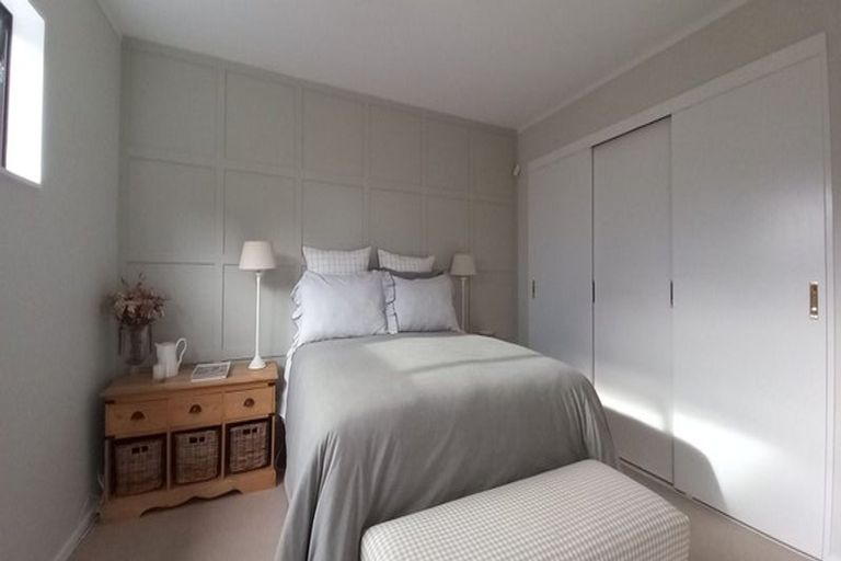 Photo of property in 7 Graham Grove, Waikanae, 5036