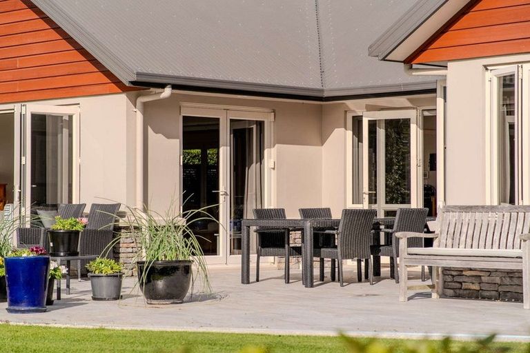 Photo of property in 9 Kotare Heights, Kerikeri, 0230