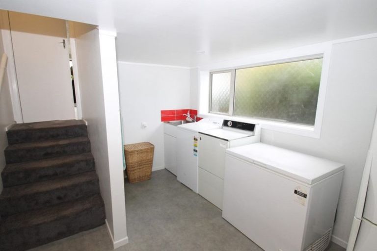 Photo of property in 16 Kinmont Crescent, Kinmont Park, Mosgiel, 9024