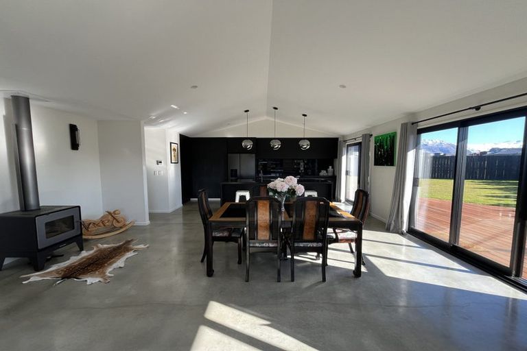Photo of property in 5 Tahi Street, Albert Town, Wanaka, 9305