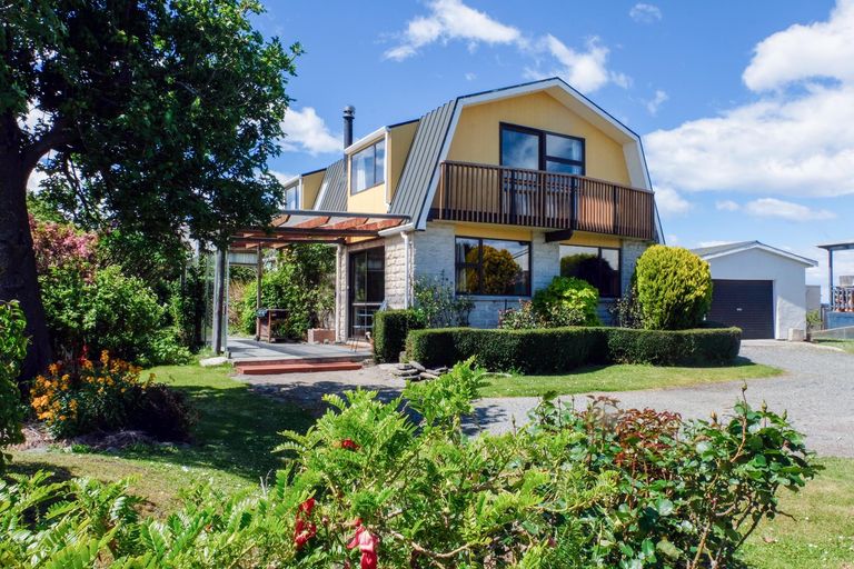 Photo of property in 17 Burnett Street, Kakanui, Oamaru, 9495