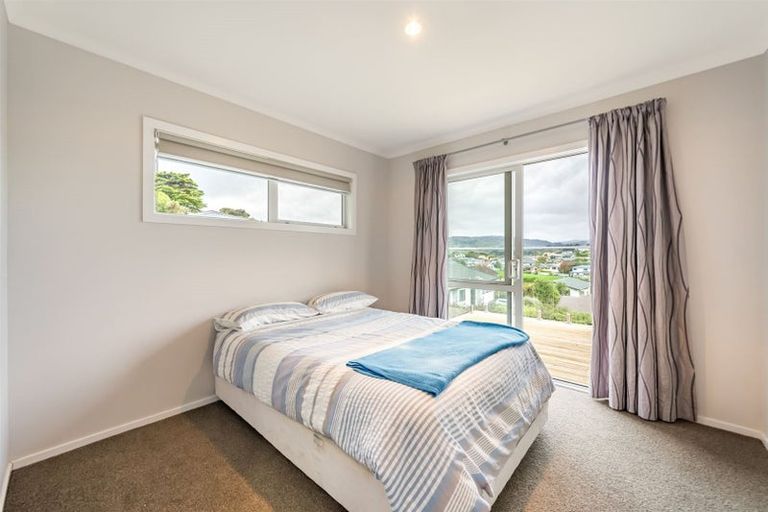Photo of property in 23a Seagull Place, Whitby, Porirua, 5024
