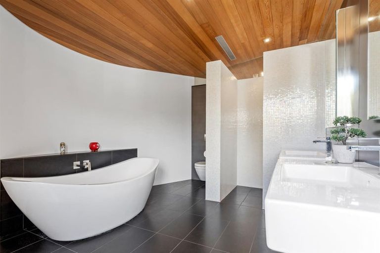 Photo of property in 184 Mangatawhiri Road, Omaha, 0986