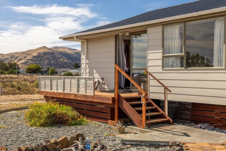 Photo of property in 12 Hillview Road, Birdlings Flat, Little River, 7591