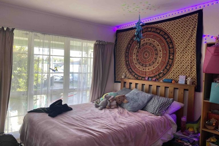 Photo of property in 6a Howard Road, Taradale, Napier, 4112