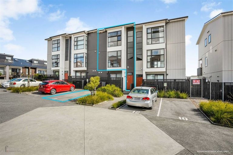 Photo of property in 8 Raranga Lane, Hobsonville, Auckland, 0616