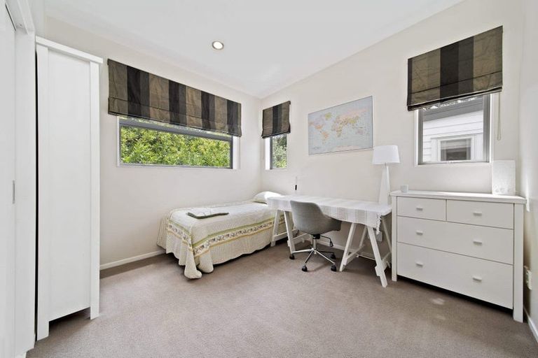 Photo of property in Wilk Heights, 15/8 Wilk Lane, Browns Bay, Auckland, 0630