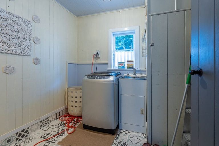 Photo of property in 3 Johnston Road, Kawakawa, 0210