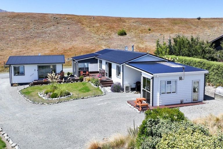 Photo of property in 33 Mistake Drive, Lake Tekapo, 7999