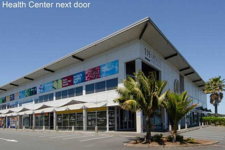 Photo of property in Apollo Apartments, 111/46 Rosedale Road, Rosedale, Auckland, 0632