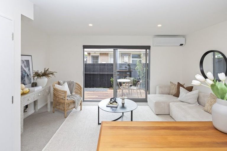 Photo of property in 2/94 Mathesons Road, Phillipstown, Christchurch, 8011