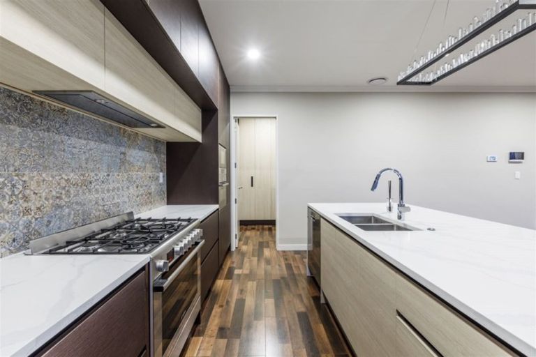 Photo of property in 17 Tawatawa Street, Long Bay, Auckland, 0630