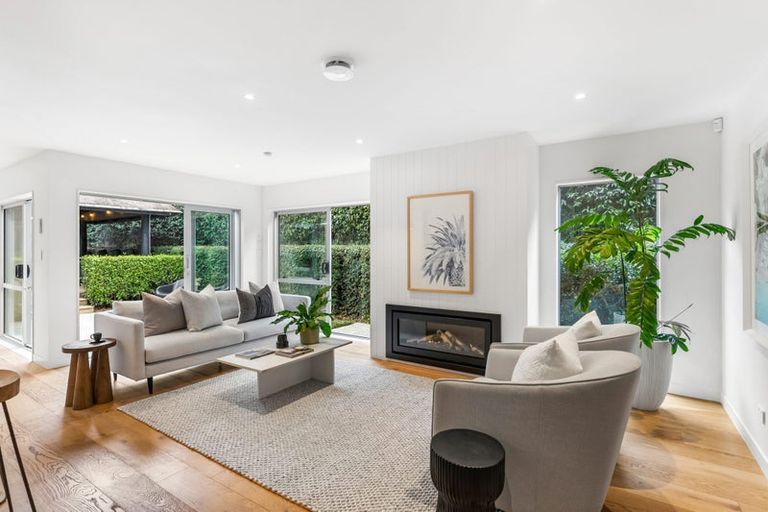 Photo of property in 22c Waipa Street, Birkenhead, Auckland, 0626