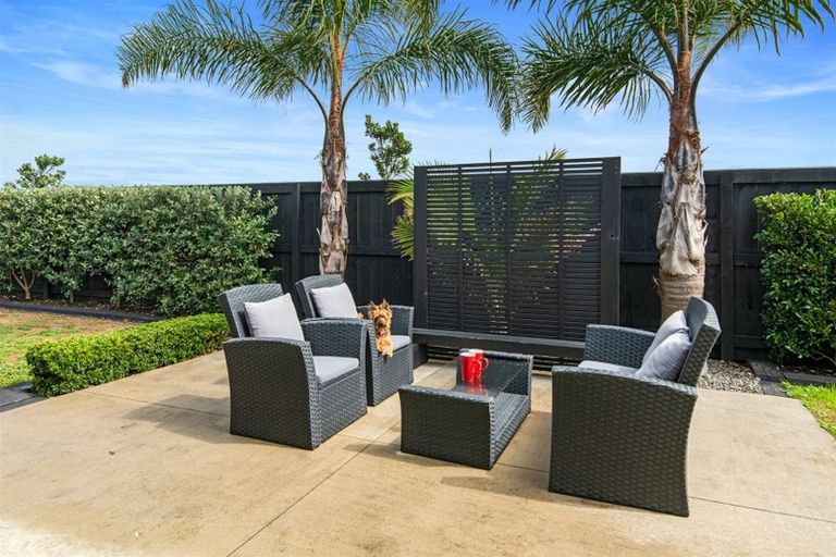 Photo of property in 120 The Boulevard, Papamoa Beach, Papamoa, 3118