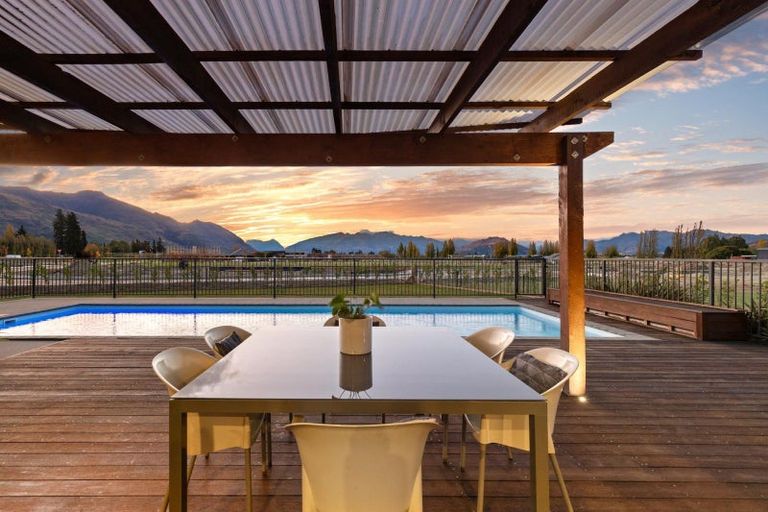 Photo of property in 34 Atkins Road, Luggate, Wanaka, 9382