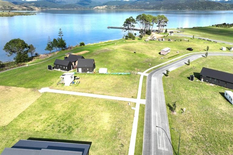 Photo of property in 26 Taniwha Place, Matarangi, 3592