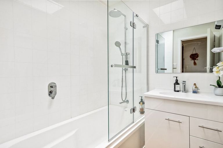 Photo of property in 22 Tarawa Street, Paekakariki, 5034