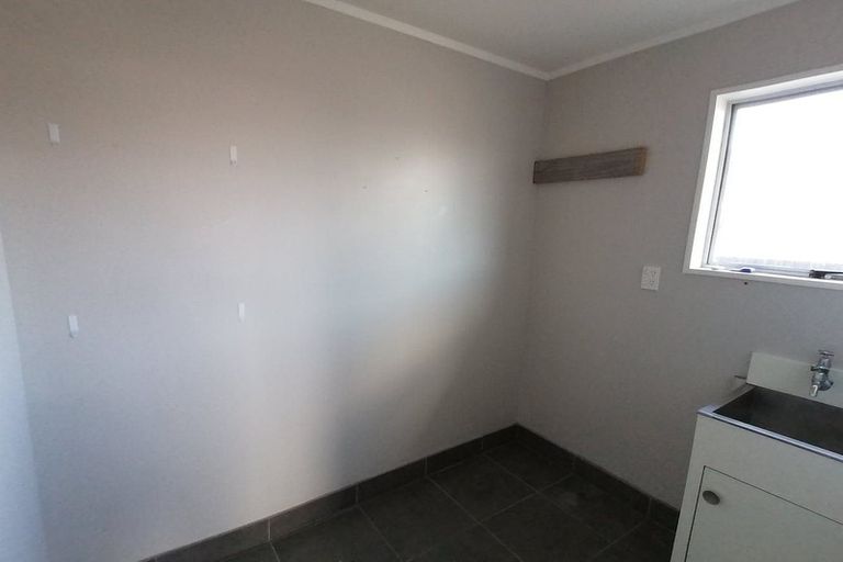 Photo of property in 4a Tainui Street, Castlecliff, Whanganui, 4501