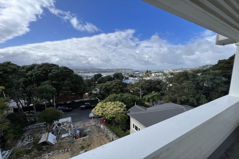 Photo of property in 100 Hataitai Road, Hataitai, Wellington, 6021