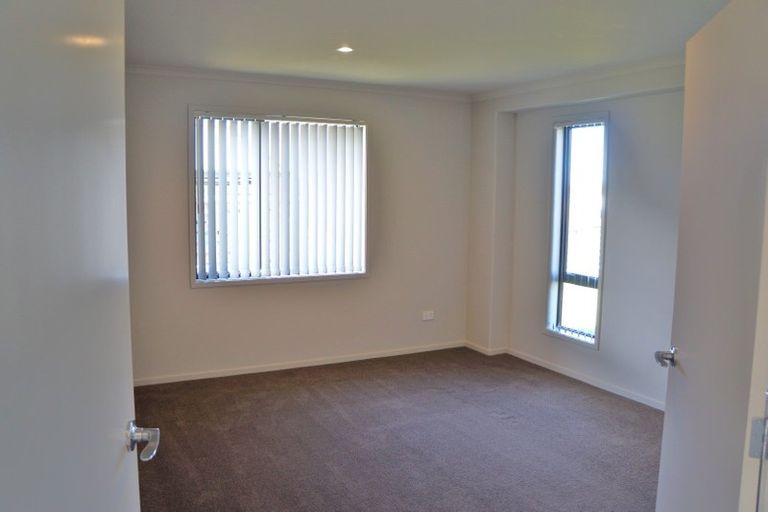 Photo of property in 48 Ocean View Rise, Ruakaka, 0116