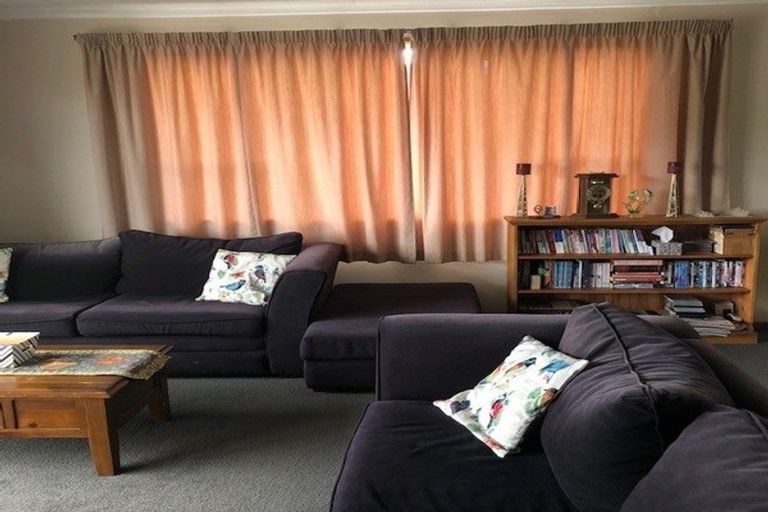 Photo of property in 9 Moana Crescent, Te Anau, 9600