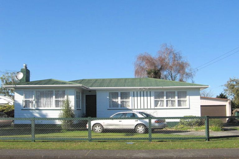 Photo of property in 20 Resolute Way, Papakura, 2110