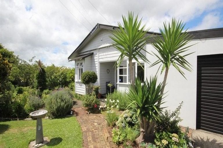 Photo of property in 25 Sherwood Road, Onerahi, Whangarei, 0110