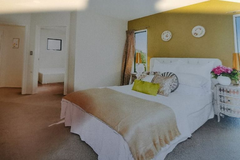 Photo of property in 2/25 Ludlow Terrace, Totara Vale, Auckland, 0627