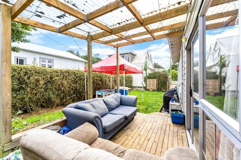 Photo of property in 15 Carlyle Street, North East Valley, Dunedin, 9010