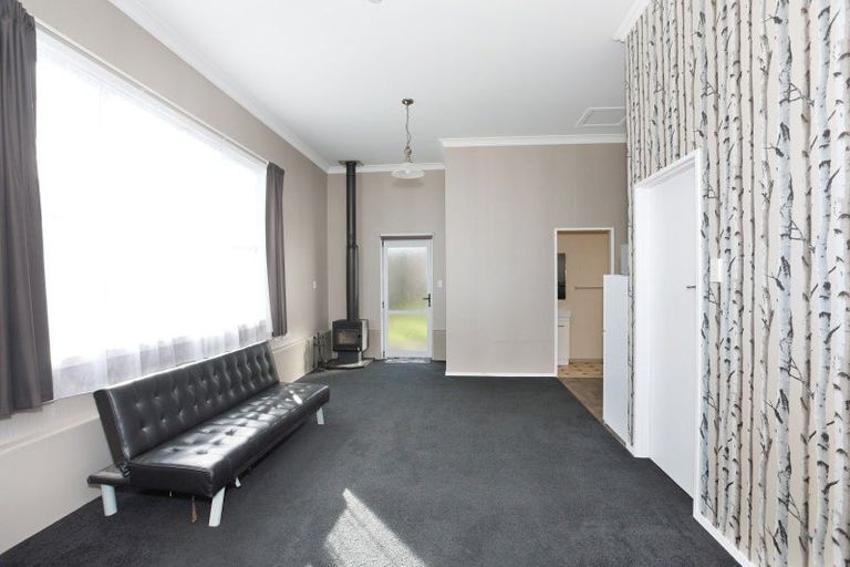 Photo of property in 22 Wellington Street, Feilding, 4702