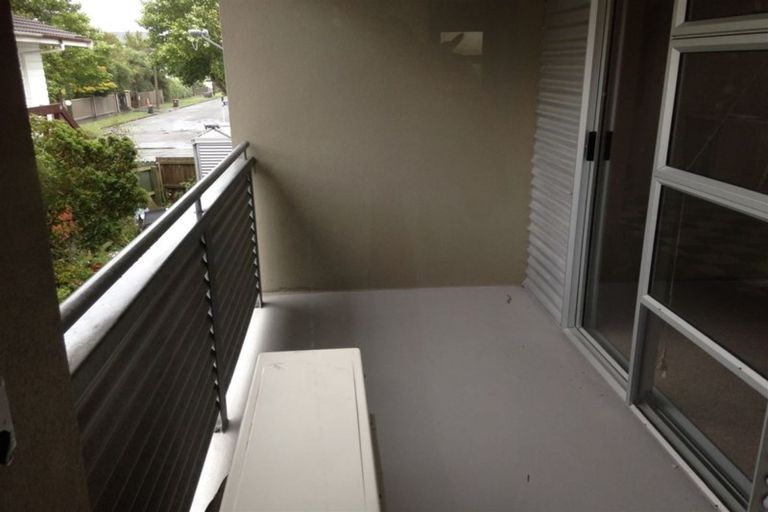 Photo of property in 2/71 Springfield Road, St Albans, Christchurch, 8014