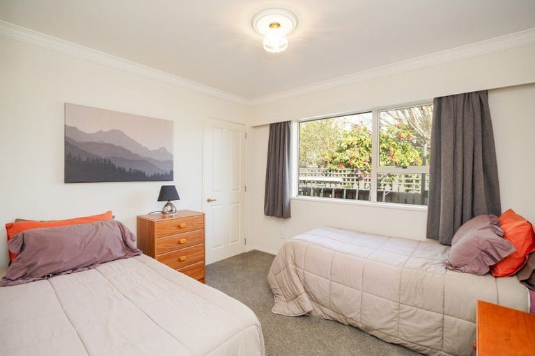Photo of property in 11 Kakapo Street, Waikiwi, Invercargill, 9810