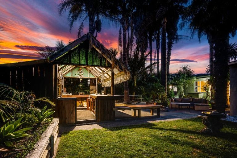 Photo of property in 168 Kennedy Road, Marewa, Napier, 4110