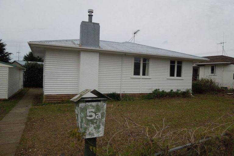 Photo of property in 5a Queen Road, Bellevue, Tauranga, 3110