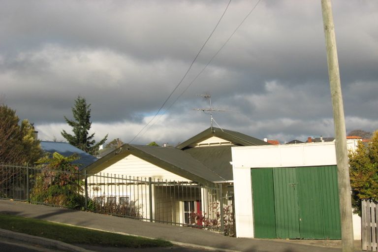 Photo of property in 33 Prestwick Street, Maori Hill, Dunedin, 9010