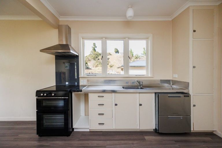 Photo of property in 36 Ongo Road, Hunterville, 4730