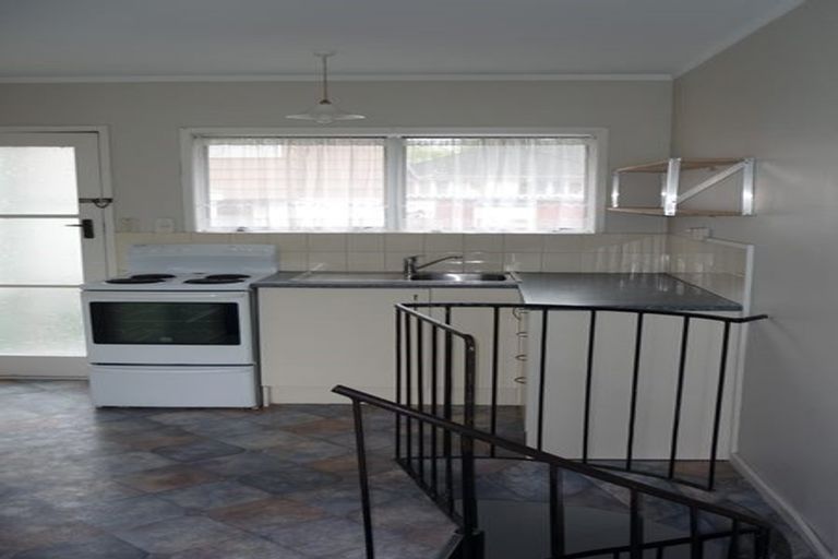 Photo of property in 4/6 Miro Street, New Lynn, Auckland, 0600