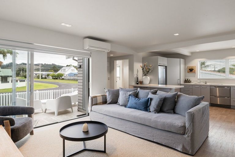 Photo of property in 220a Ocean Road, Whangamata, 3620