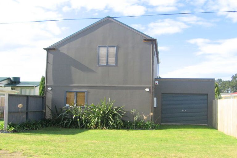 Photo of property in 206a Sylvia Road, Whangamata, 3620