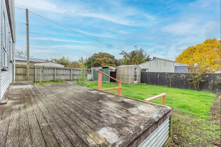 Photo of property in 1 Quinn Road, Levin, 5510