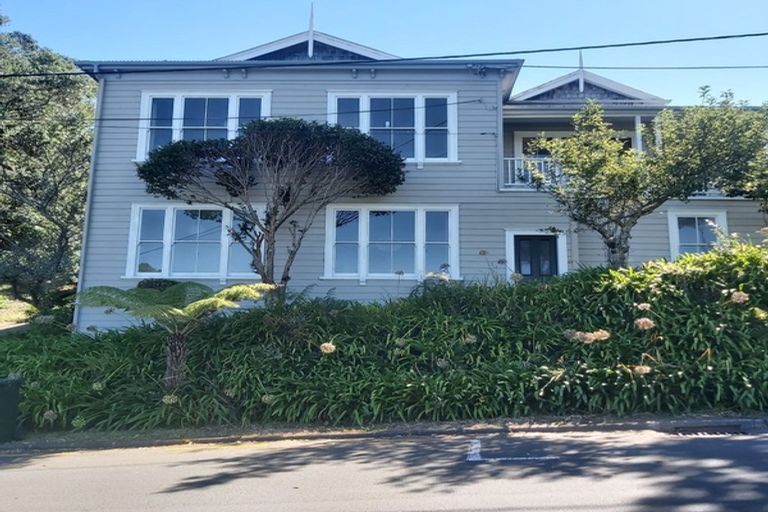 Photo of property in 2 Hinemoa Street, Birkenhead, Auckland, 0626